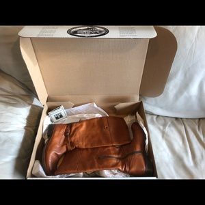 ❌ SOLD ❌  Authentic Frye Shirley Boots